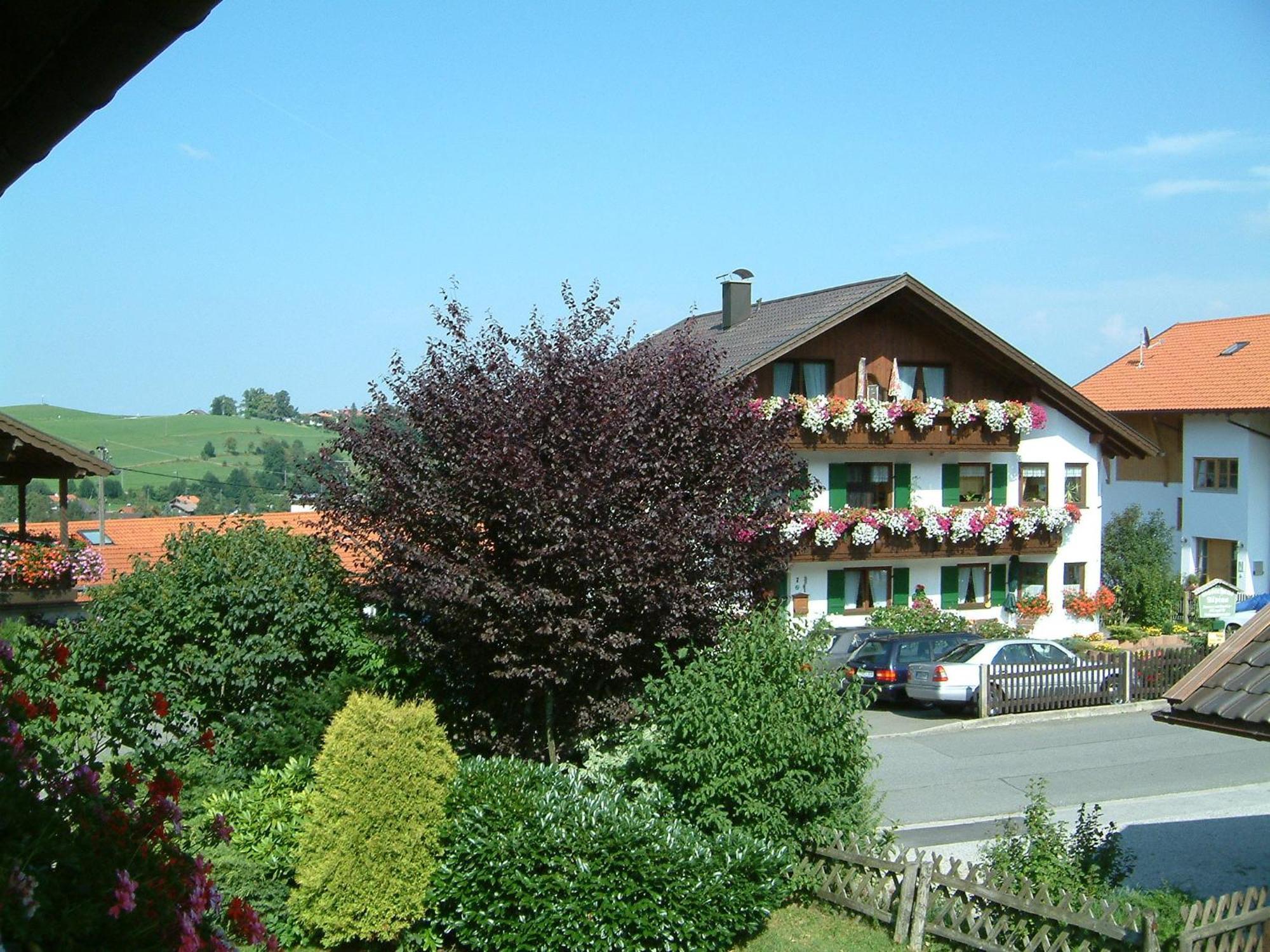 Gaestehaus Alpina Hotel Bad Kohlgrub Eksteriør billede