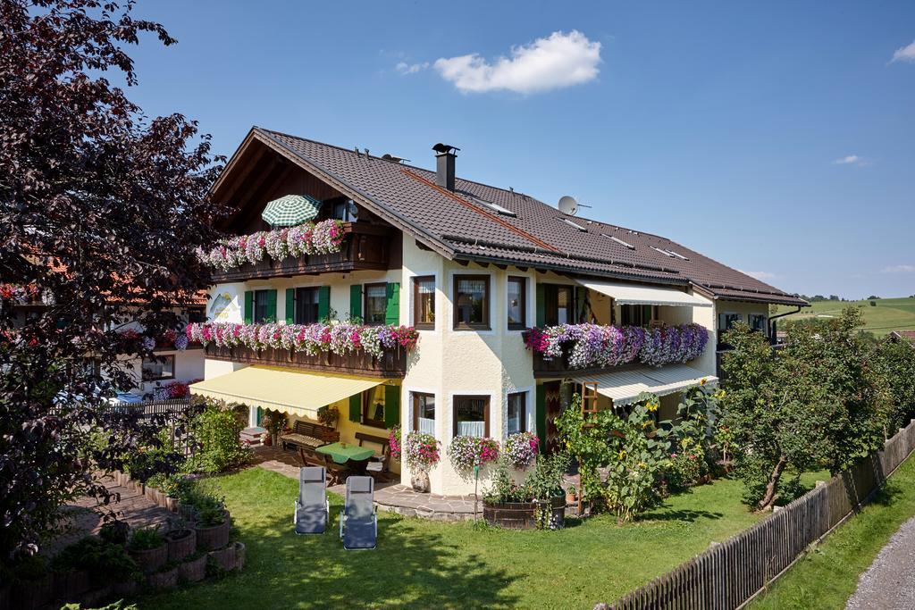 Gaestehaus Alpina Hotel Bad Kohlgrub Eksteriør billede